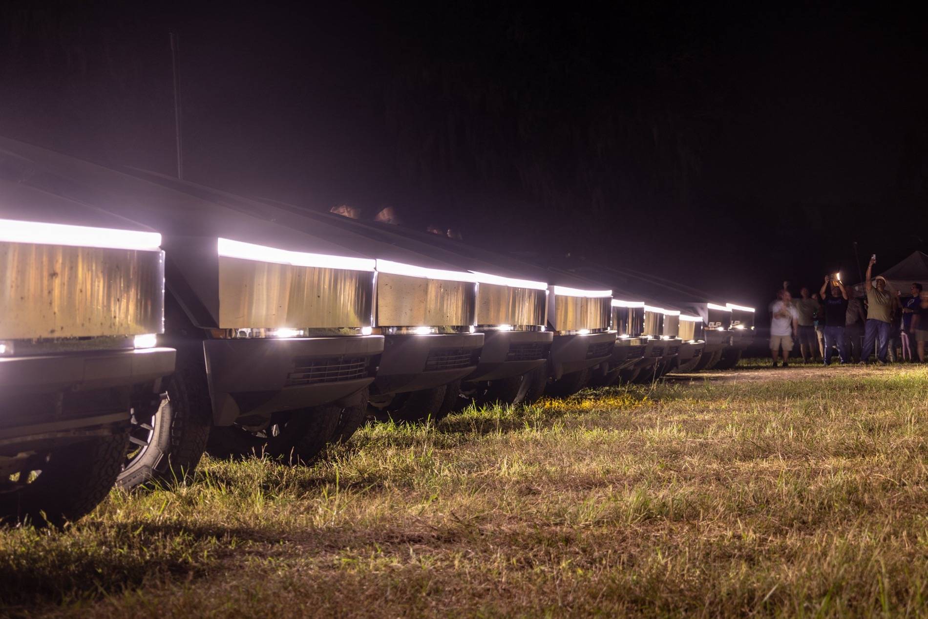 Tesla Cybertruck New Record: 78 Cybertrucks Lightshow to Kanye’s 'All of the Lights' at Cyberfest Florida! IMG_3476