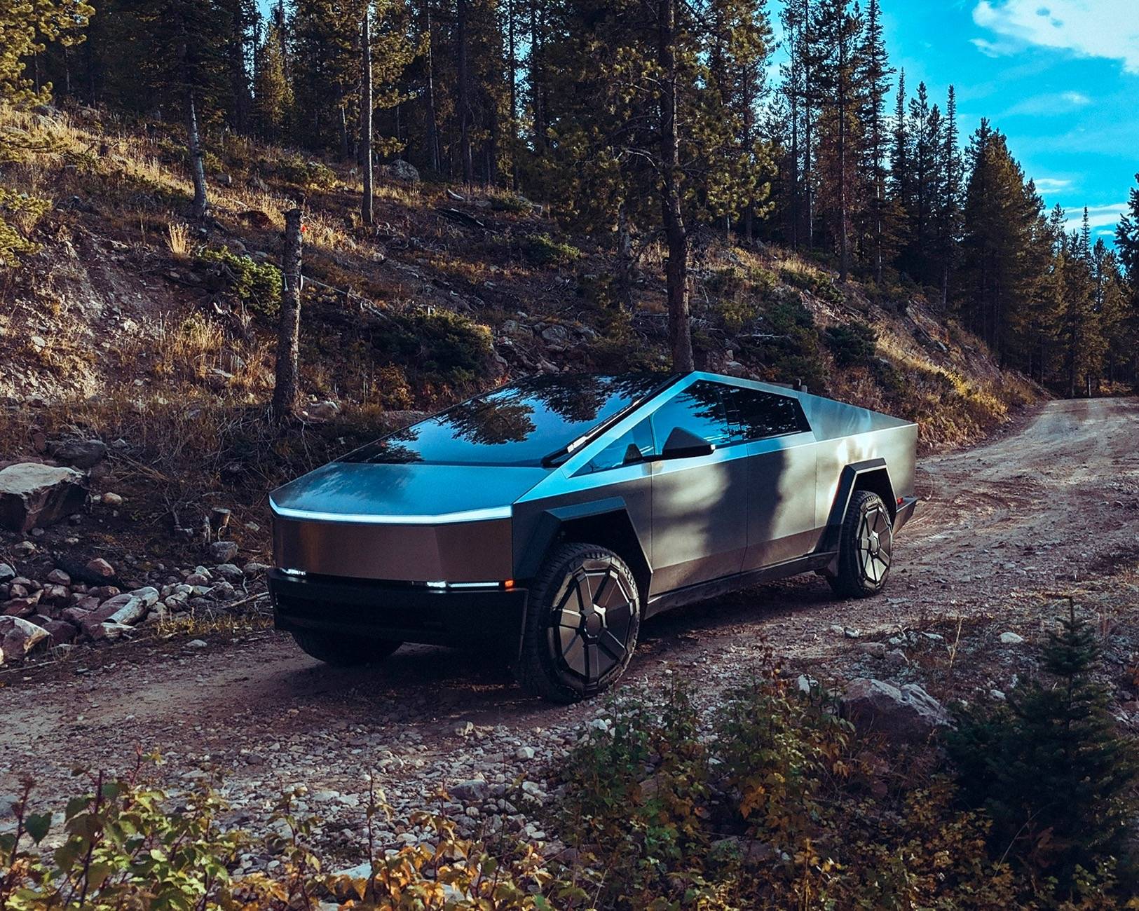 Tesla Cybertruck Daily random Cybertruck photos thread - Post Yours! 📸 🤳 dji_fly_20240921_184740_0204_1726970584671_photo