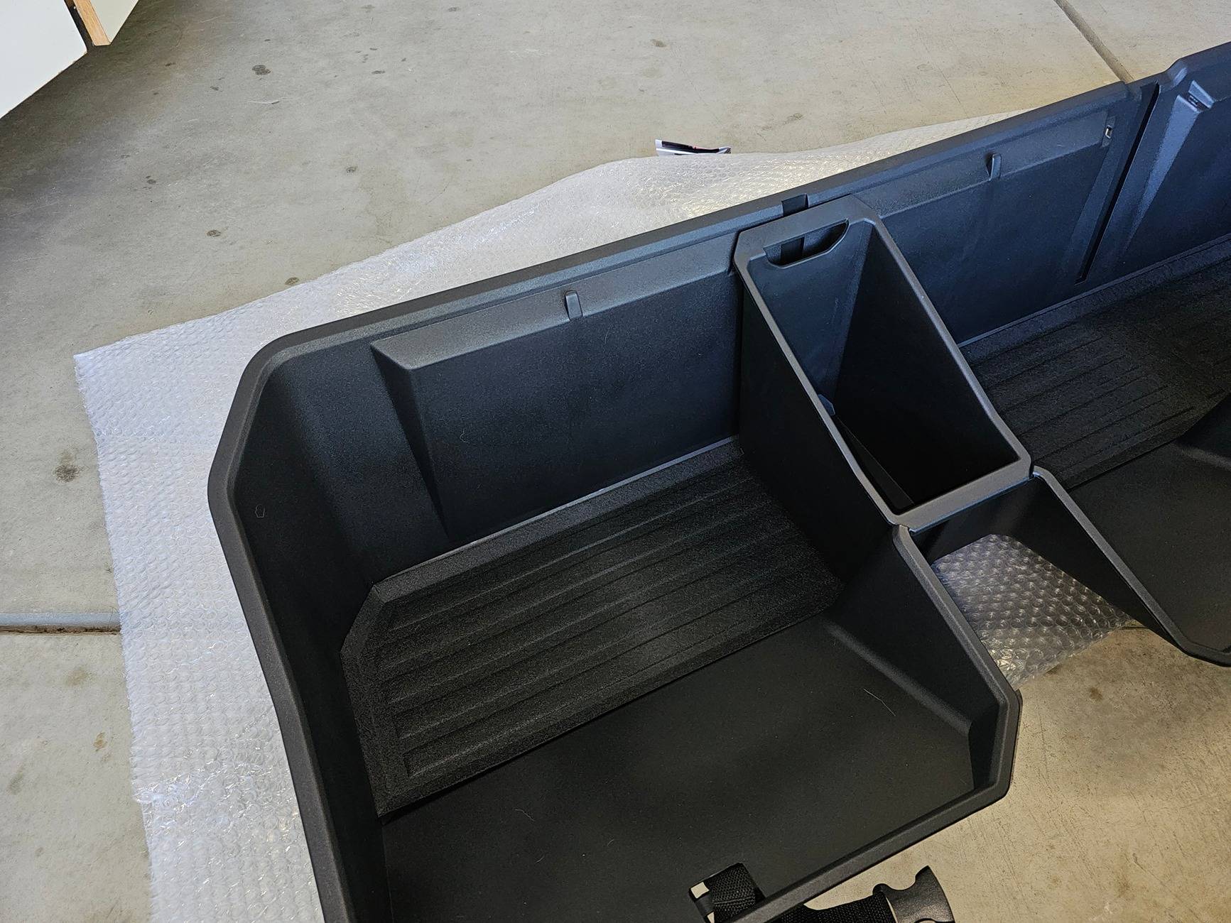 Tesla Cybertruck FS: Underseat Storage Bin 20240922_155754