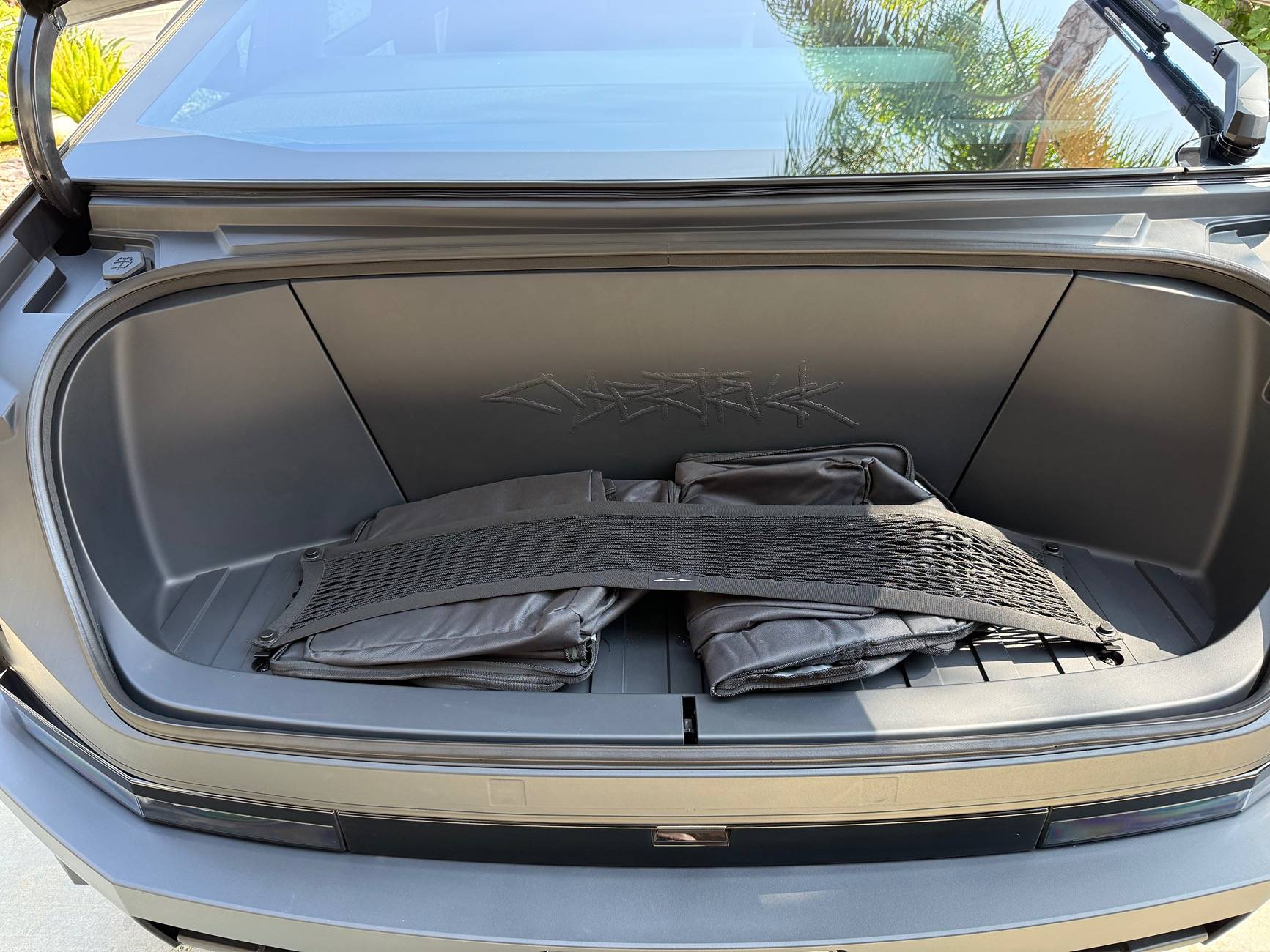 Tesla Cybertruck Chill Out on the Road! Free Cybertruck Front Trunk Insulation Cooler Bag Giveaway!🚀🚀 IMG_4475