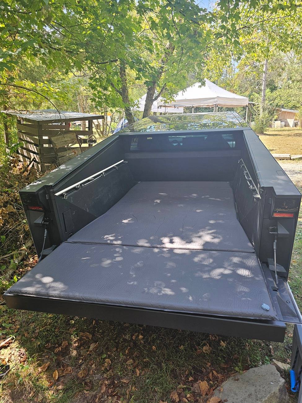 Tesla Cybertruck ElecFresh Cybertruck Bed Air Mattress Review 20240919_141053
