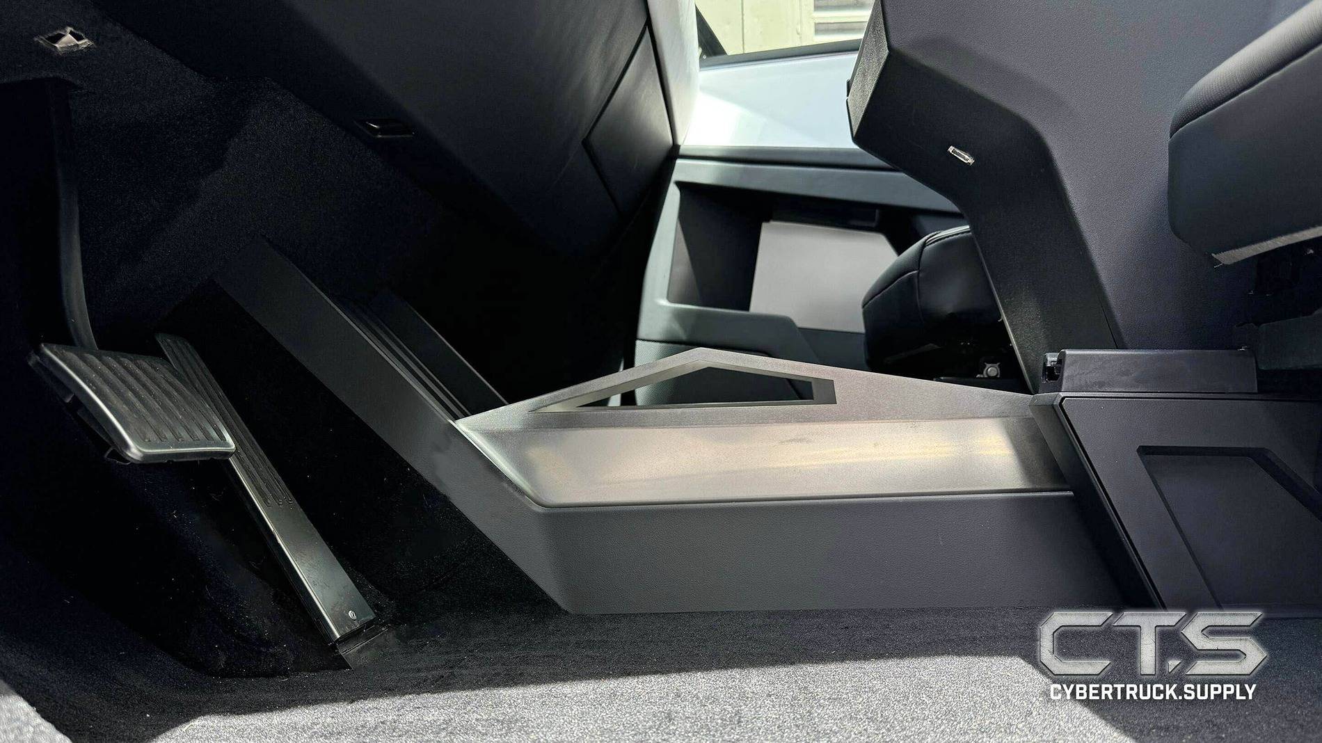 Tesla Cybertruck Introducing Cybertruck.Supply! 👨‍🏭 Precision made accessories for your Cybertruck CyBin_side_profile_installed