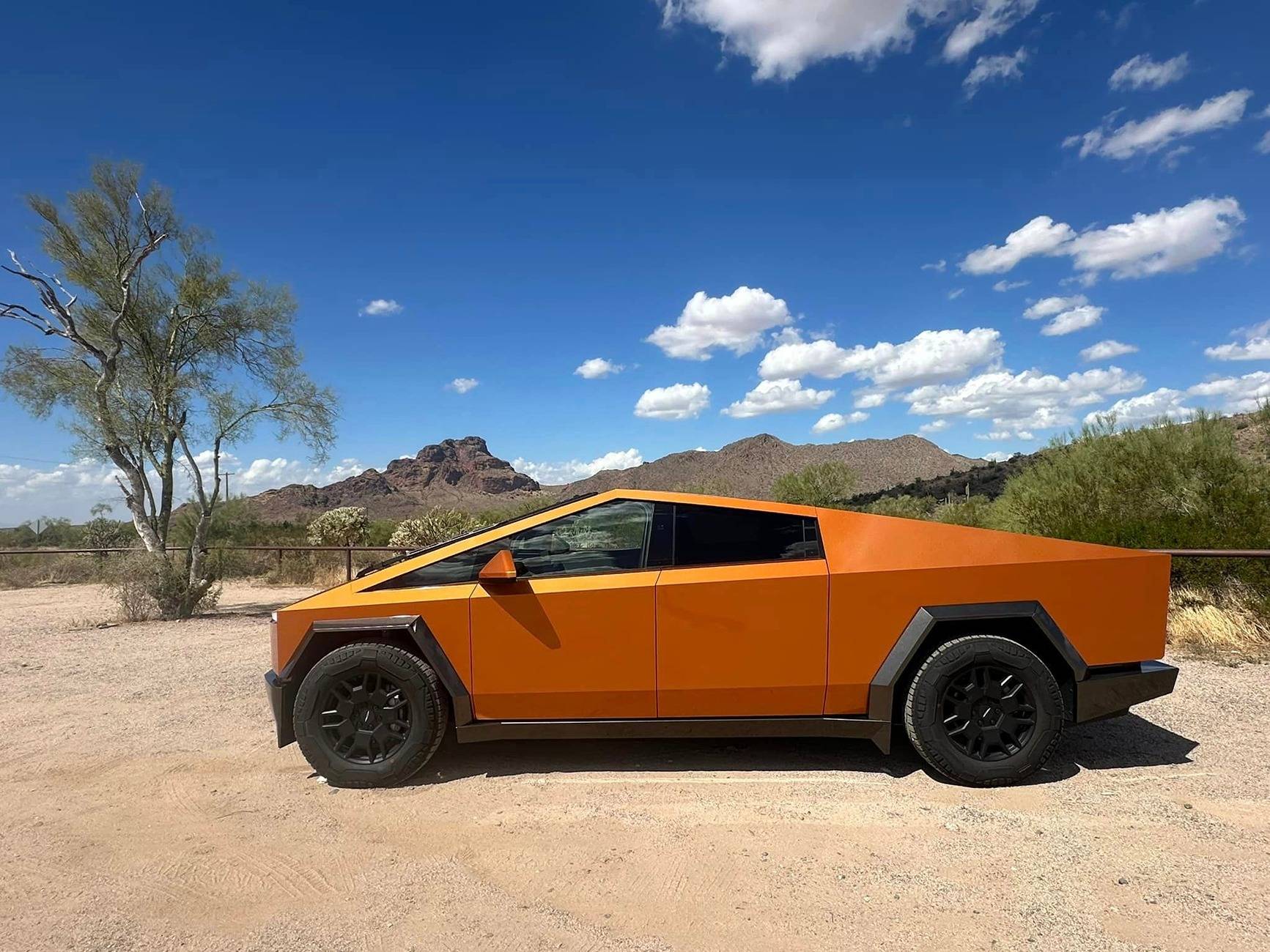 Tesla Cybertruck ORANGE Vinyl Wrap & PPF Cybertruck -- Photos & Videos Burnt Orange Vinyl Wrap PPF Cybertruck 3