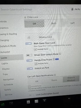 Tesla Cybertruck Vision Autopark + Hands Free Frunk rolling out in 2024.32.5.3 Update now!! 64029-bbf18f7bef167e321123f8806e826