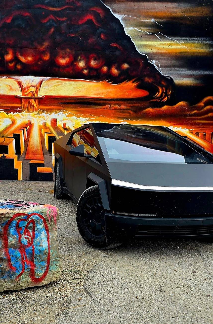 Tesla Cybertruck Daily random Cybertruck photos thread - Post Yours! 📸 🤳 460984736_987264583156646_653287063760988671_n