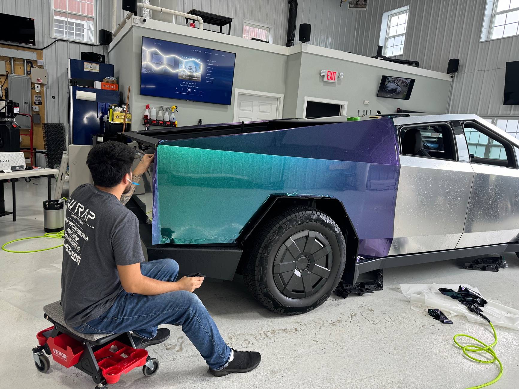Tesla Cybertruck Cyberbeast Delivered w/New wheel Covers Today in Florida IMG_8888