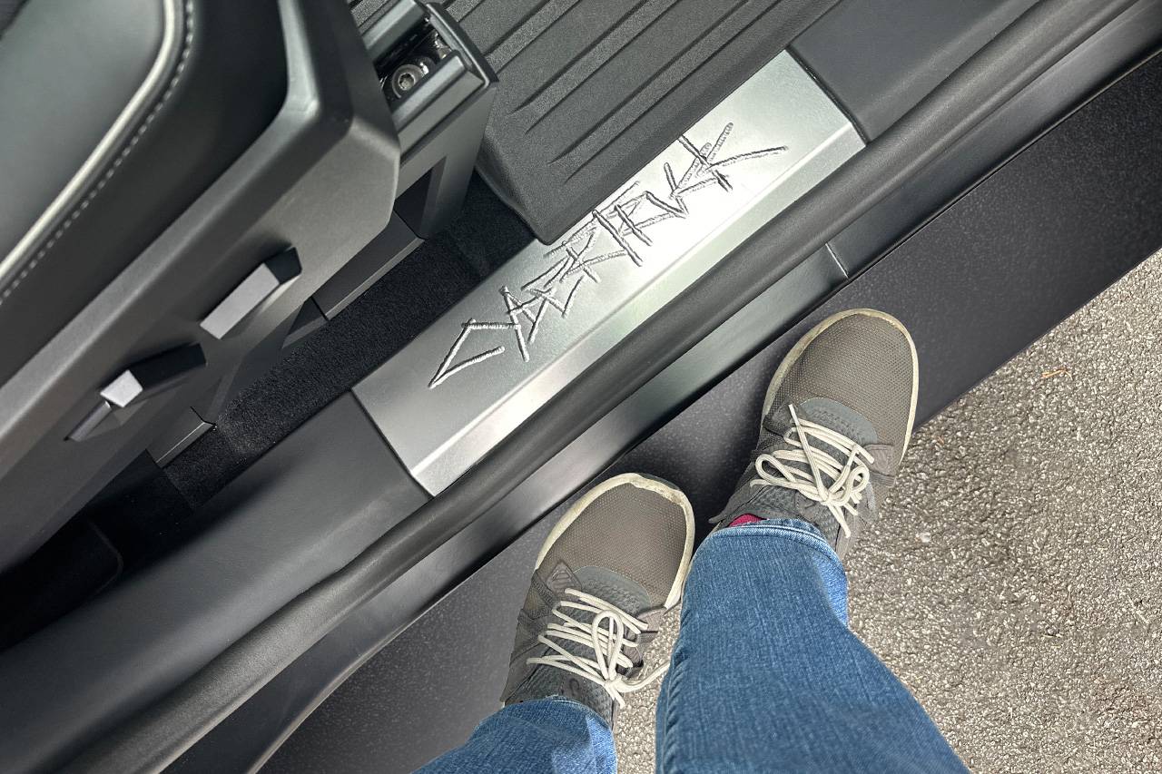 Tesla Cybertruck New Running Board Side Steps and Lower Rocker Cladding Armor -- T Sportline Rocker 7b