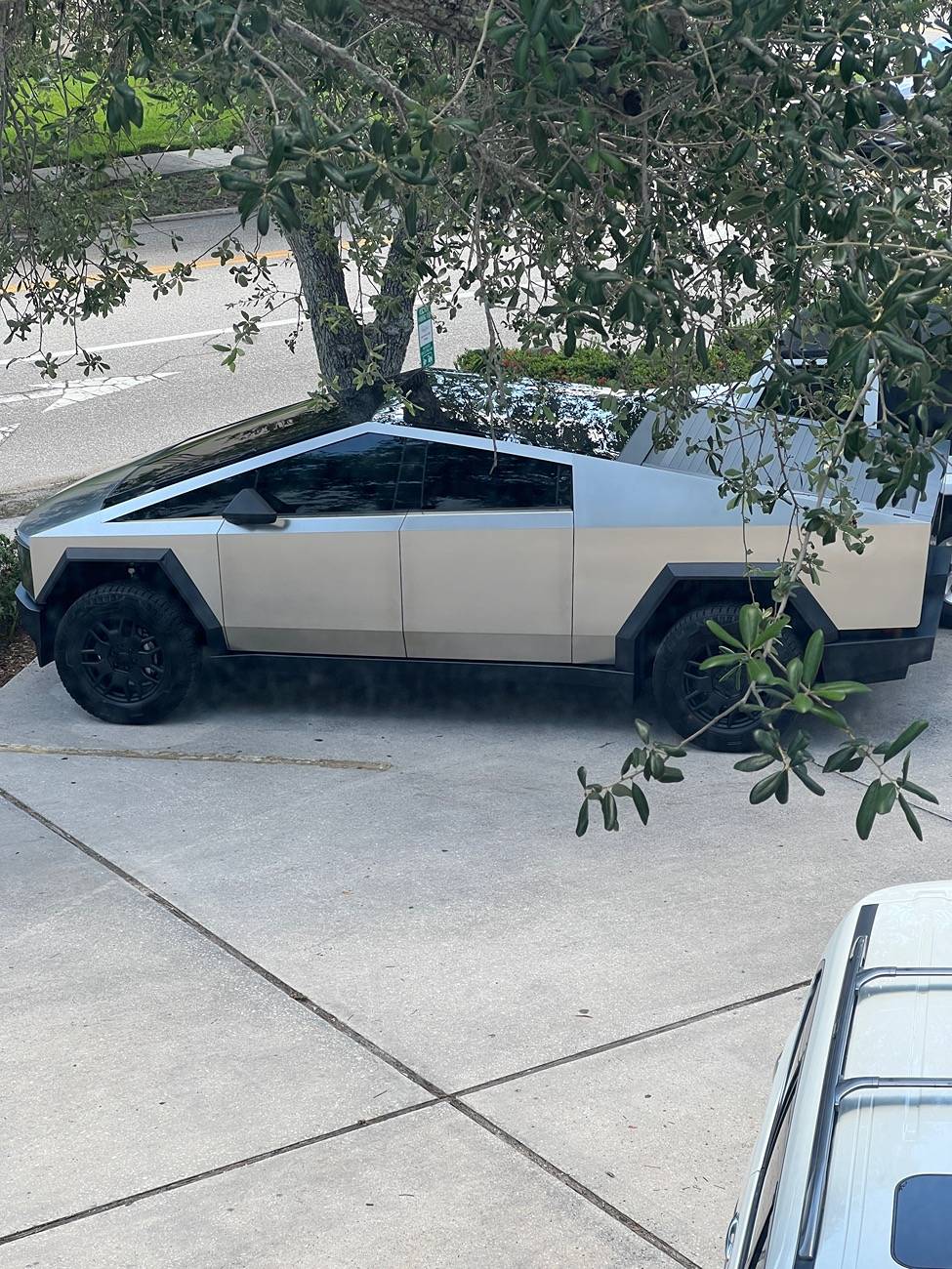 Tesla Cybertruck Window tinting, do you tint the rear windows? IMG_4155