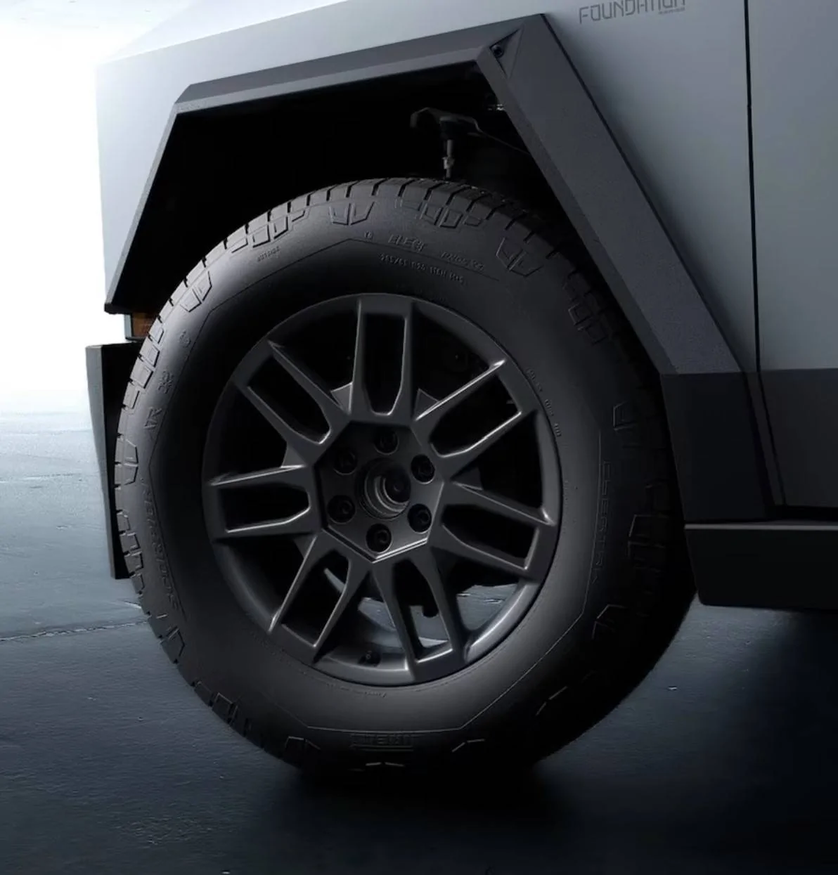 Tesla Cybertruck Cyberbeast waiting room ⏳ 1727288947470-c2