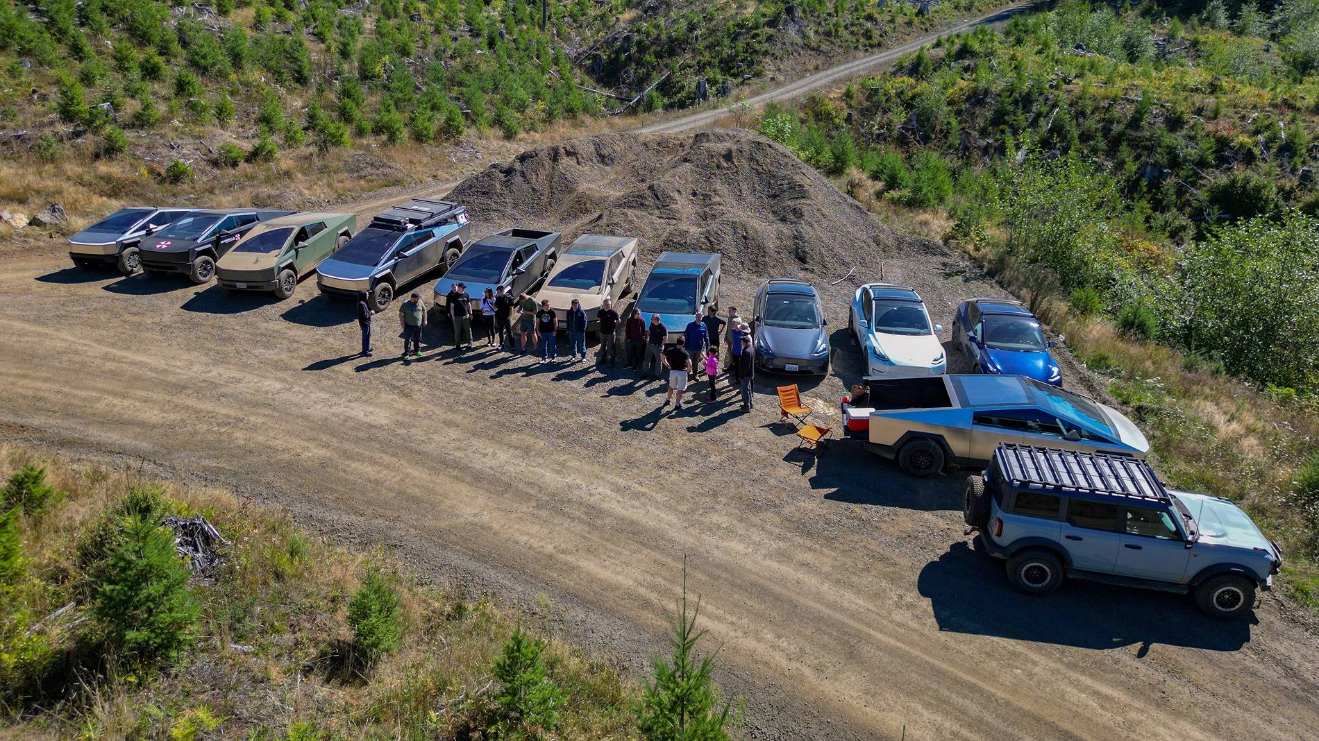 Tesla Cybertruck Offroad Rally by 8 Cybertrucks in Tillamook, Oregon 📐 DJI_0751