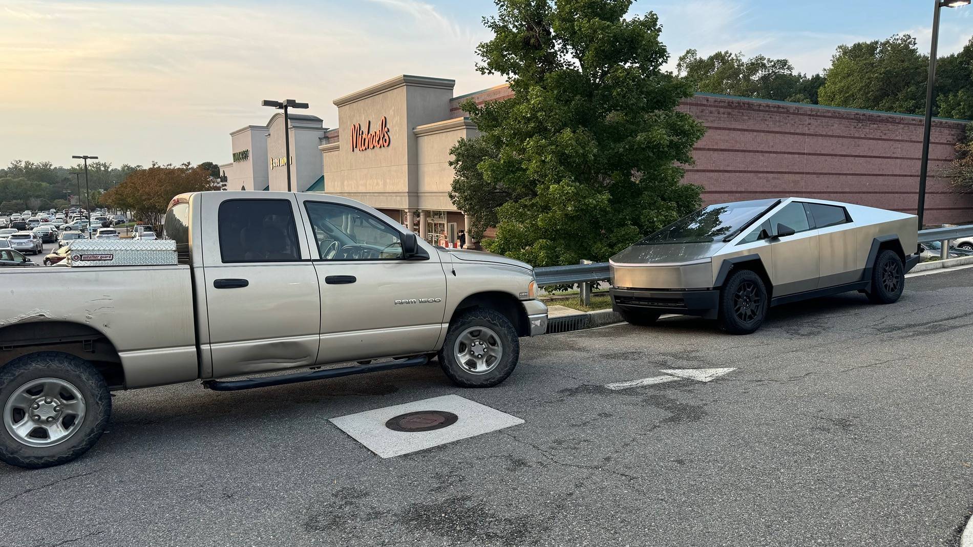 Tesla Cybertruck Buying a Model Y.  Website community suggestions? IMG_3529