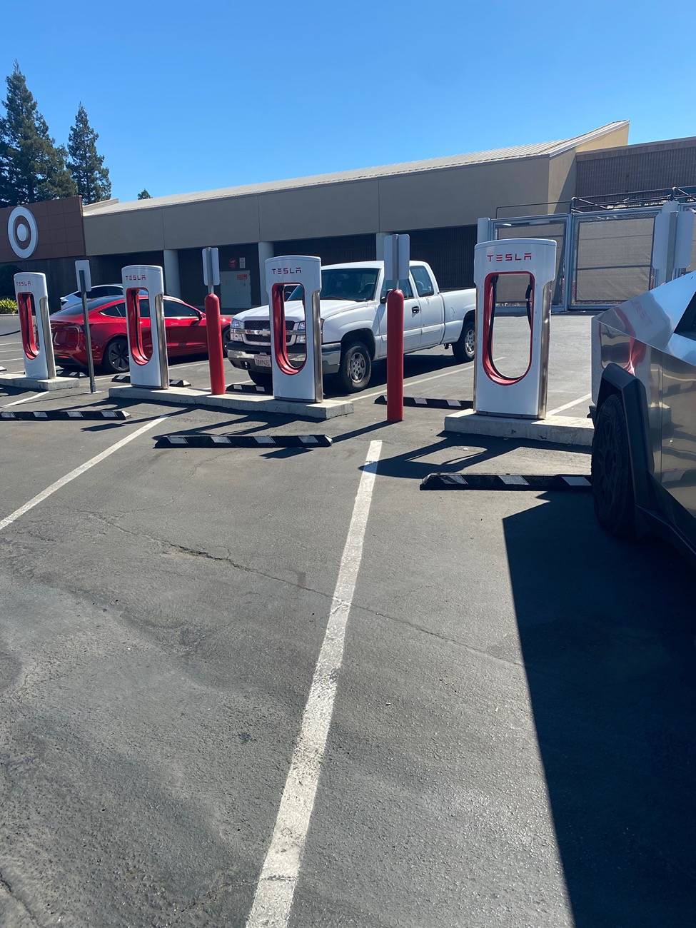Tesla Cybertruck Supercharger charging time estimate? 3676FF15-9820-4831-A882-14206868917C