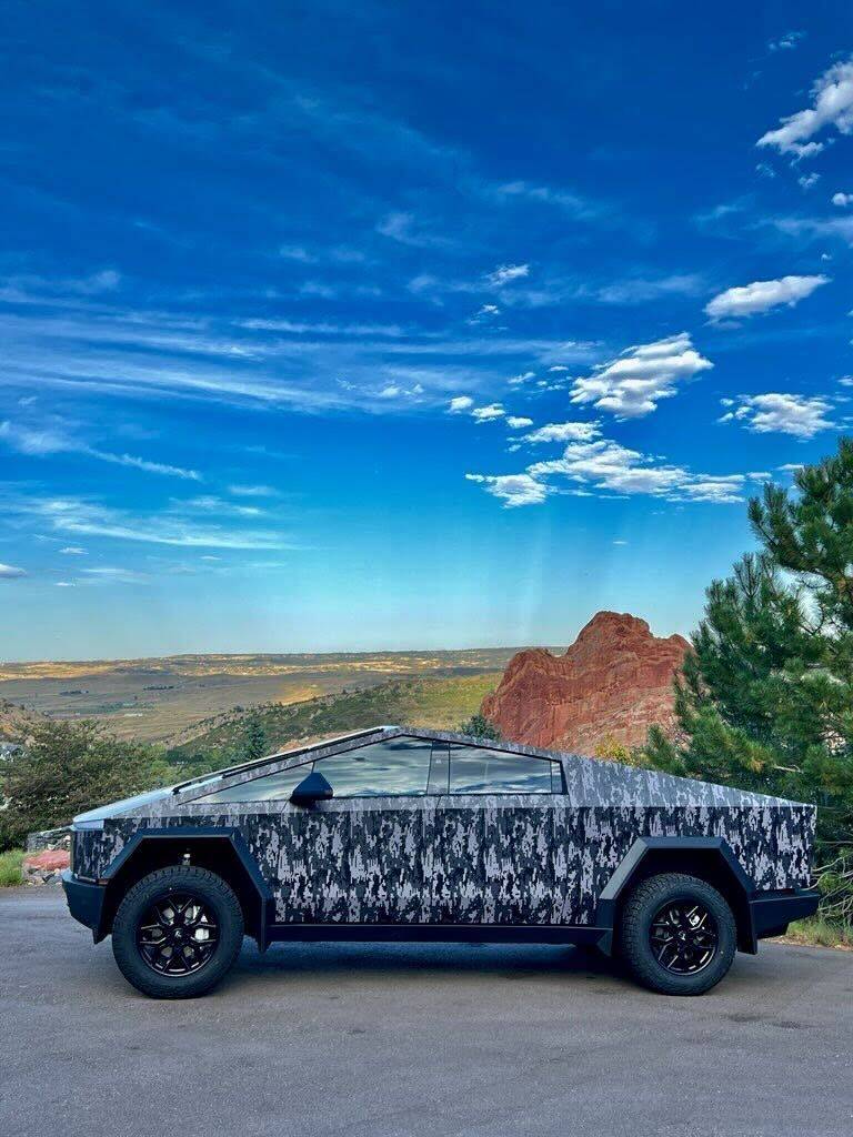 Tesla Cybertruck Camo / Camouflage Vinyl Wrap & PPF Cybertruck -- Photos & Videos File (12)