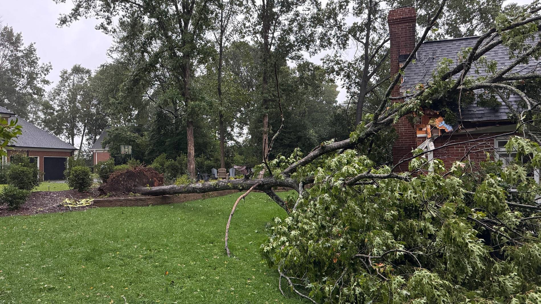 Tesla Cybertruck PowerShare is worth it - Story from hurricane Helene. img_0214-jpe