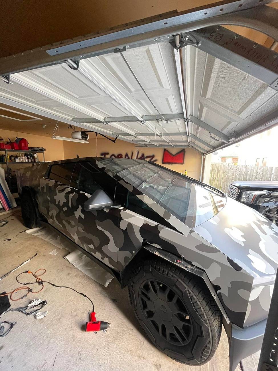 Tesla Cybertruck Camo / Camouflage Vinyl Wrap & PPF Cybertruck -- Photos & Videos 461207387_3195773570557835_6853970279426288924_n