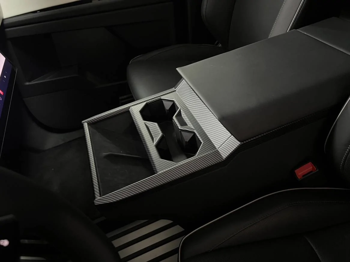 Tesla Cybertruck Foronetry | All-New Cybertruck Center Console Cover – Would You Consider It? 2f2a9d948ff2ac8a4dfd63f8dba3c68f