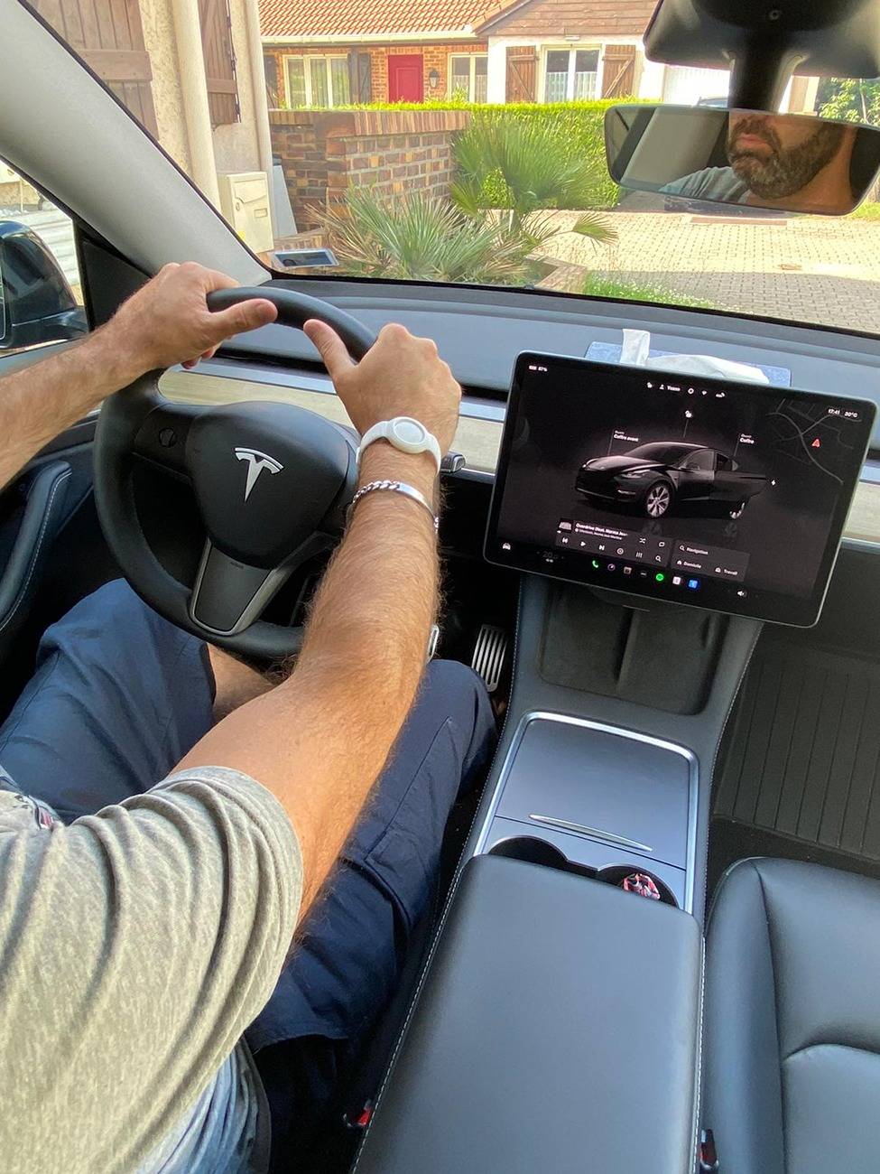 Tesla Cybertruck How Do You Usually Unlock Your Cybertruck? 🔑 Teslaunch x key (5)