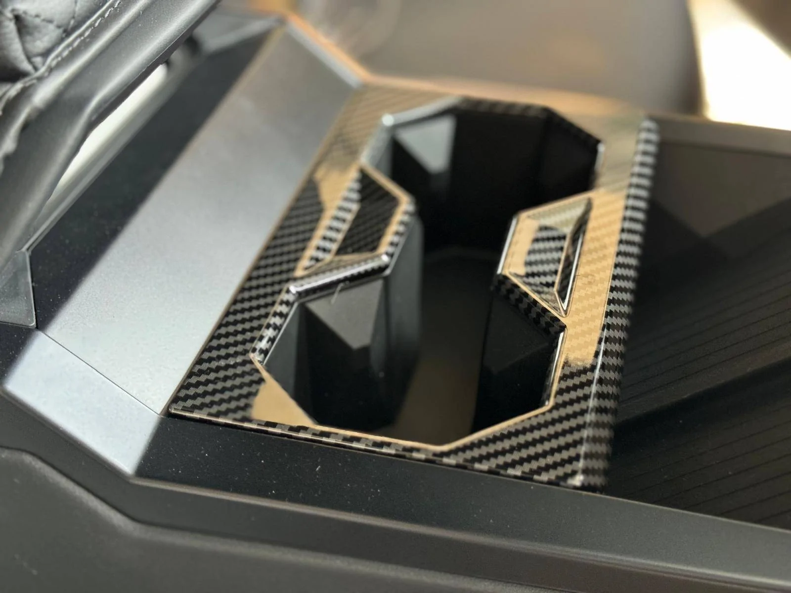 Tesla Cybertruck 🛠️ 🚗Cybertruck Center Console upgraded-Center Cup Holder Frame Trim Cover Panel Nice Pics✨🛠️ Teslaunch (2)