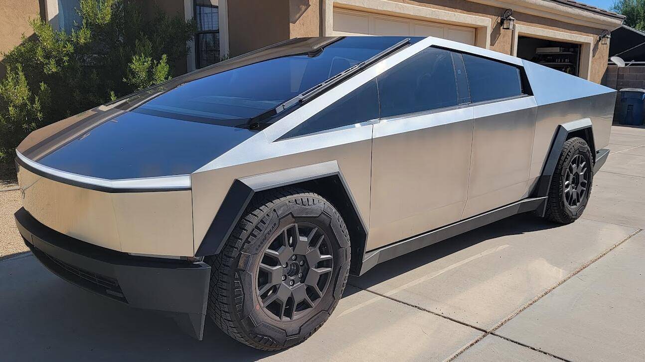 Tesla Cybertruck Guess which panels I applied CitriSurf77 1727645393116-b7-