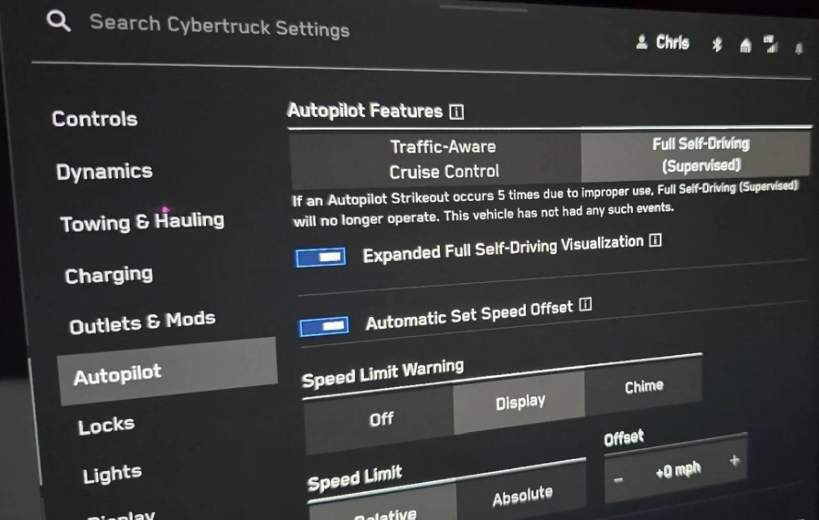 Tesla Cybertruck FSD for Cybertruck is released!!!! 😱 Now pushing to early access IMG_0192