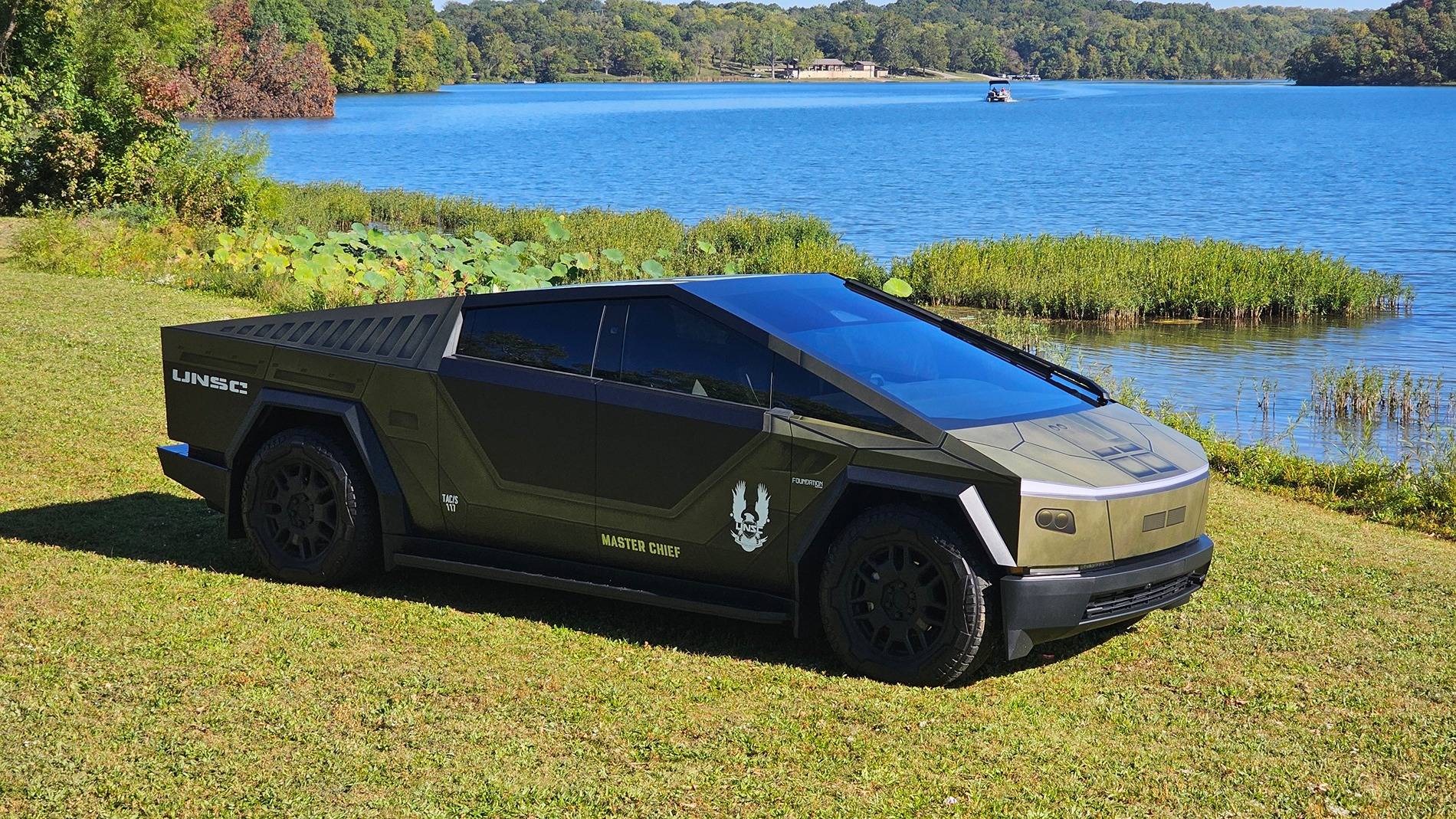 Tesla Cybertruck Behind the Scenes Photos from Magazine Photo Shoot 20240929_101911