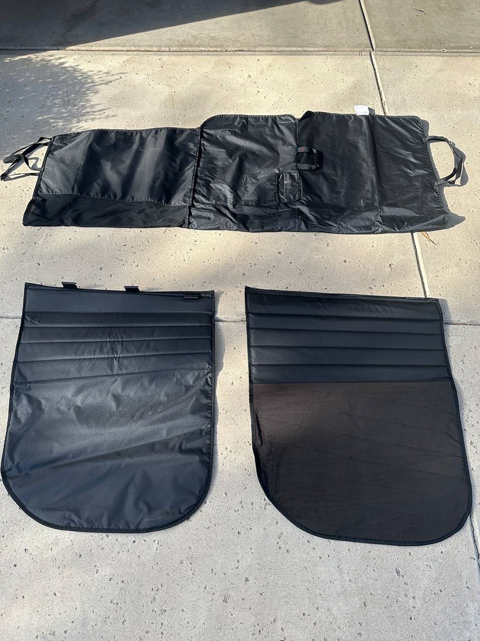 Tesla Cybertruck [WTS] PRICE REDUCED- CyberTruck Pet Liner - $80 shipped OBO IMG_7489