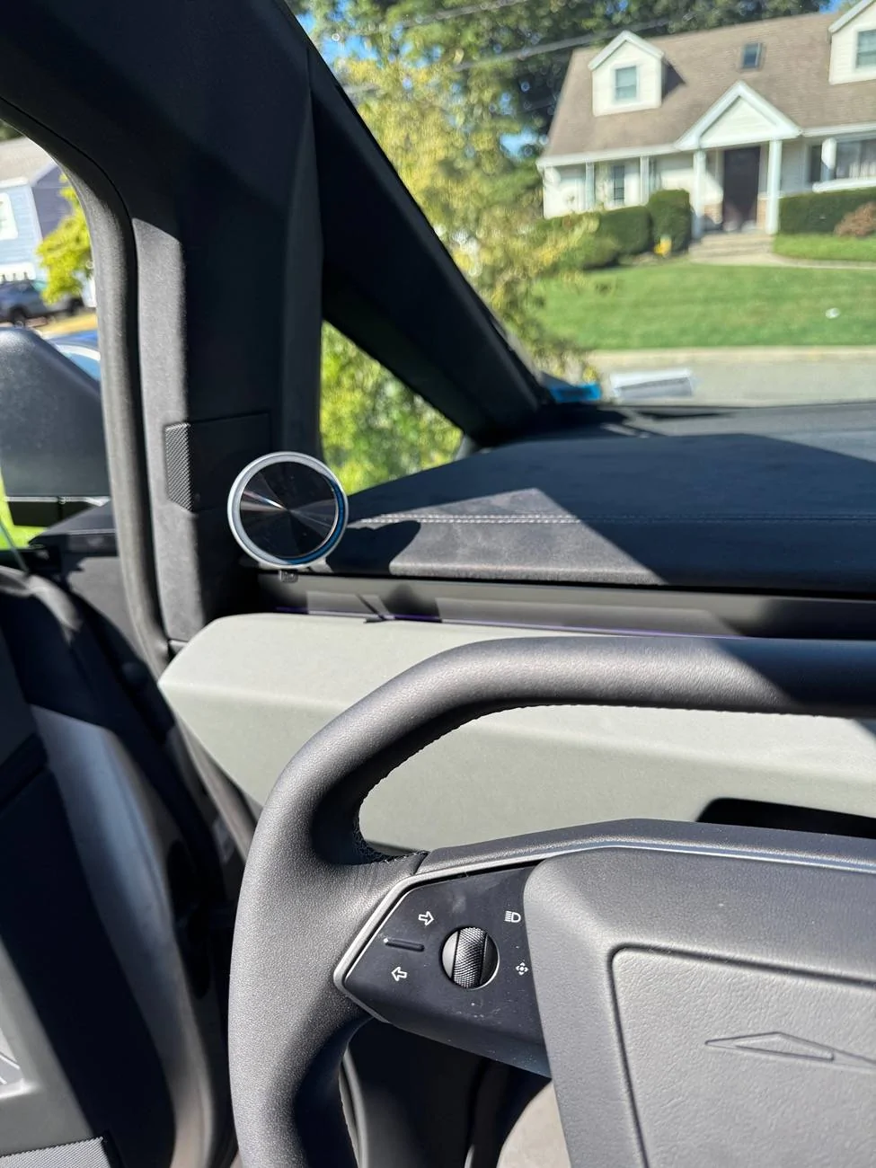 Tesla Cybertruck TSportline Magsafe Wireless Phone Mount (Install & First Impressions) IMG_4505