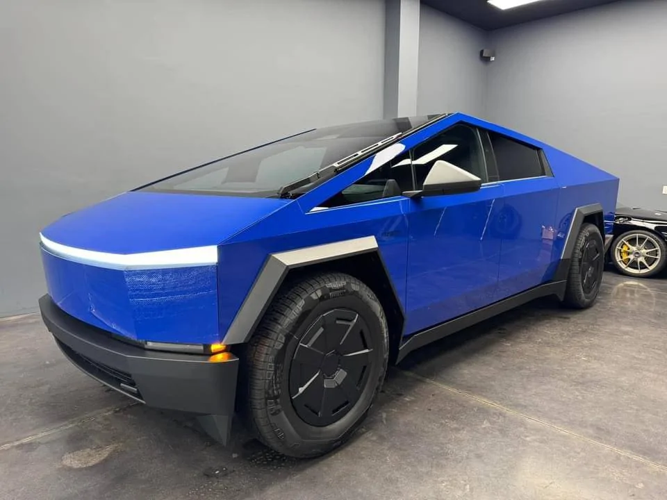 Tesla Cybertruck BLUE / BLURPLE / PURPLE Vinyl Wrap & PPF Cybertruck -- Photos & Videos Blue Cyberbeast 4