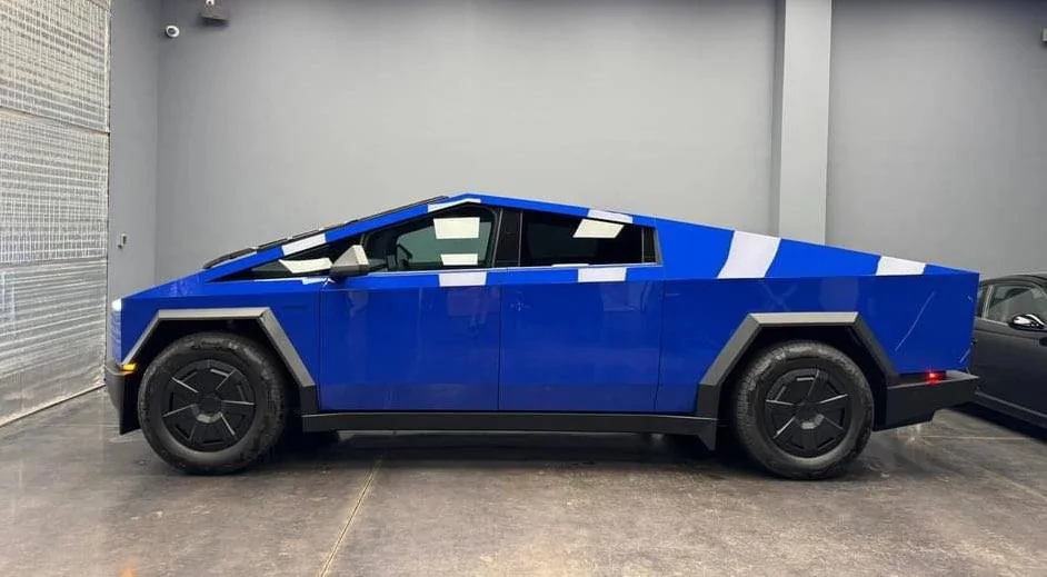 Tesla Cybertruck BLUE / BLURPLE / PURPLE Vinyl Wrap & PPF Cybertruck -- Photos & Videos Blue Cyberbeast 1