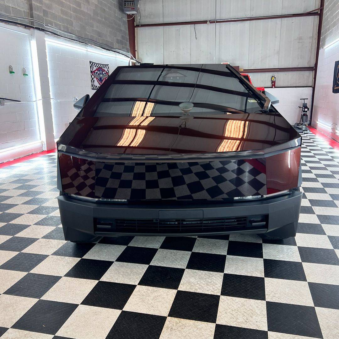 Tesla Cybertruck RED Vinyl Wrap & PPF Cybertruck -- Photos & Videos 460631239_1242728316766479_6212713630649026103_n
