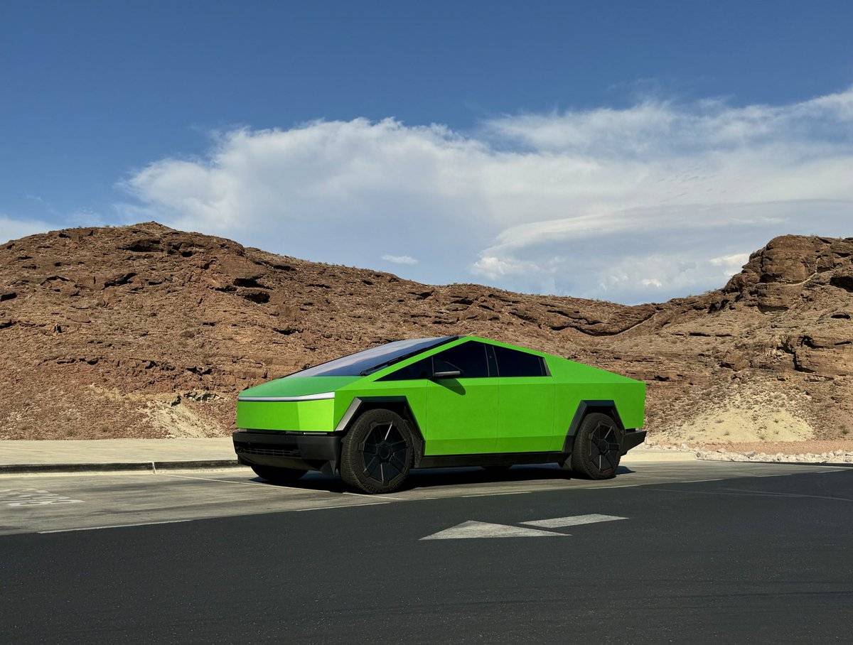 Tesla Cybertruck Daily random Cybertruck photos thread - Post Yours! 📸 🤳 GY6-79sbAAcAlR1 (1)