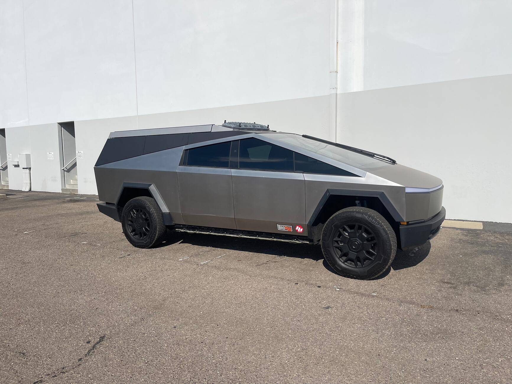 Tesla Cybertruck Cyberlandr Install tempImagegwyevG