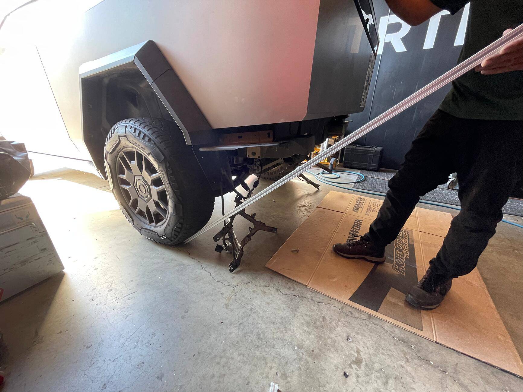 Tesla Cybertruck Where are the aftermarket bumpers? tempImageM3kJDh