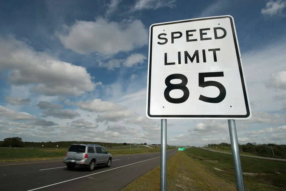 Tesla Cybertruck FSD's reading of speed limits might be a little off 1764994109774-e1
