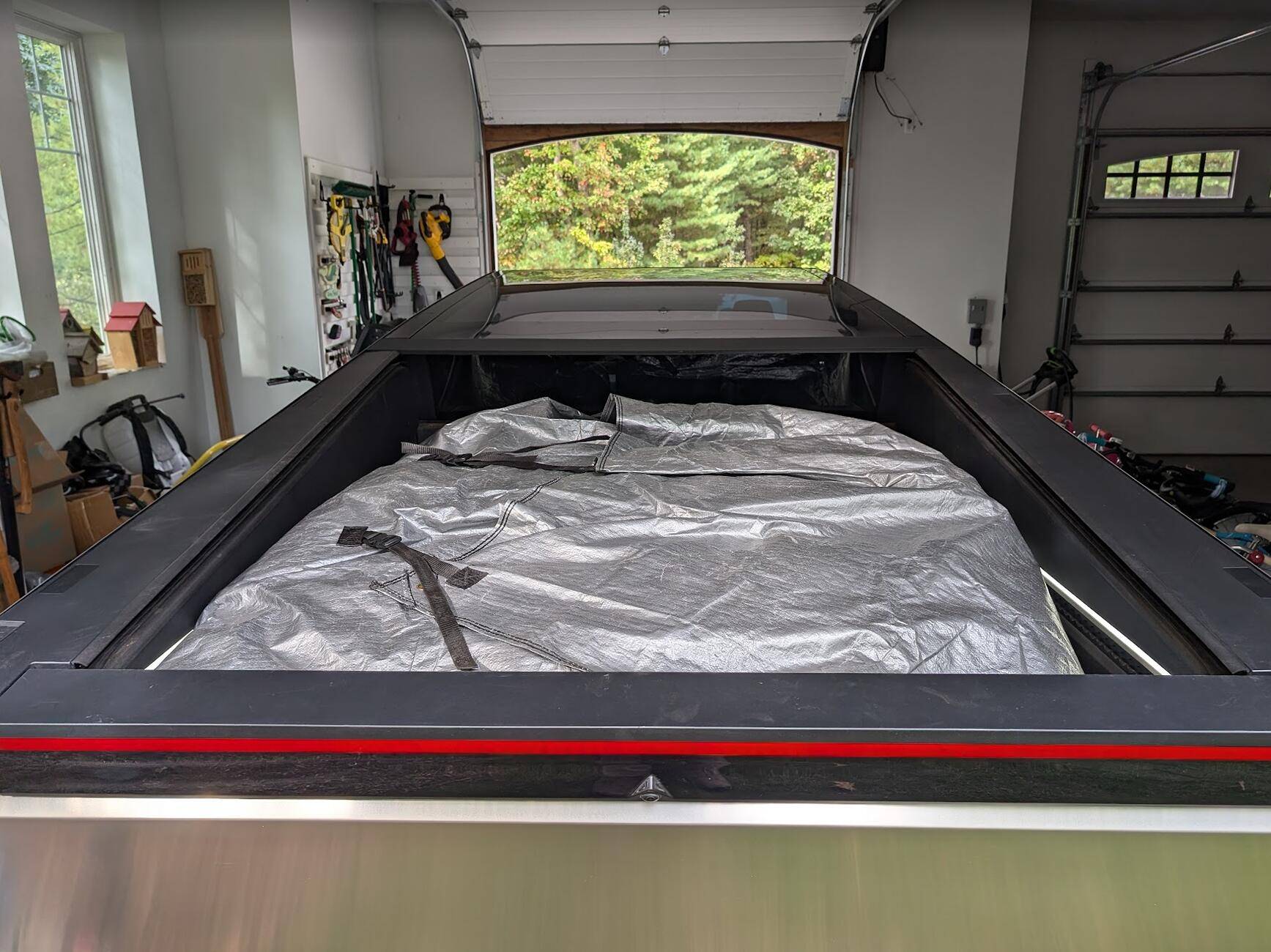 Tesla Cybertruck Nice Truck Bed Tarp for Hauling 1728085037098-em