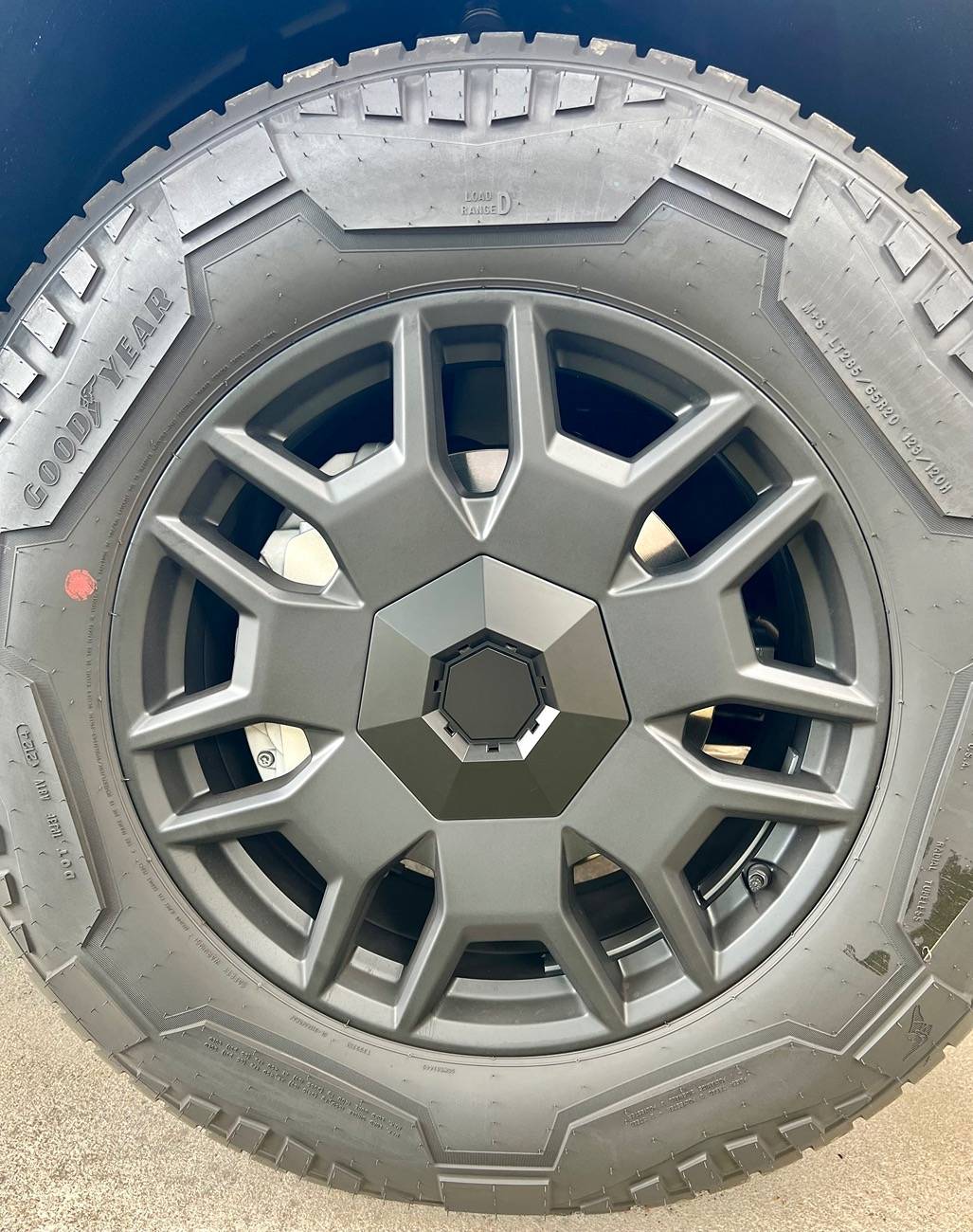 Tesla Cybertruck Found wheel caps that match Cybertruck style (by Foronetry) IMG_9376