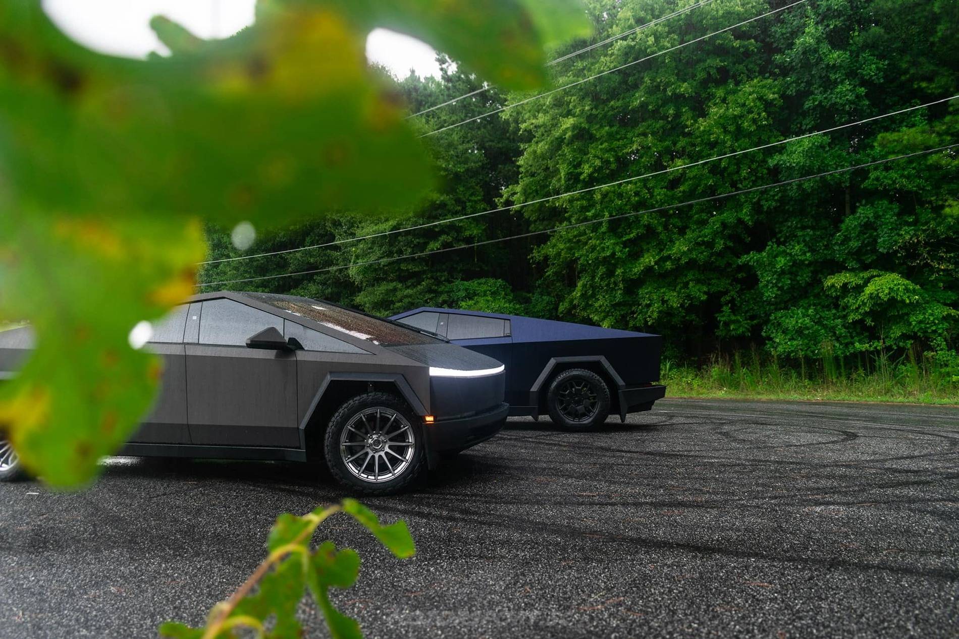 Tesla Cybertruck METAL / SILVER / TITANIUM / STEEL Vinyl Wrap & PPF Cybertruck -- Photos & Videos -metallic-wrap-w-aftermarket-polished-wheels-1-