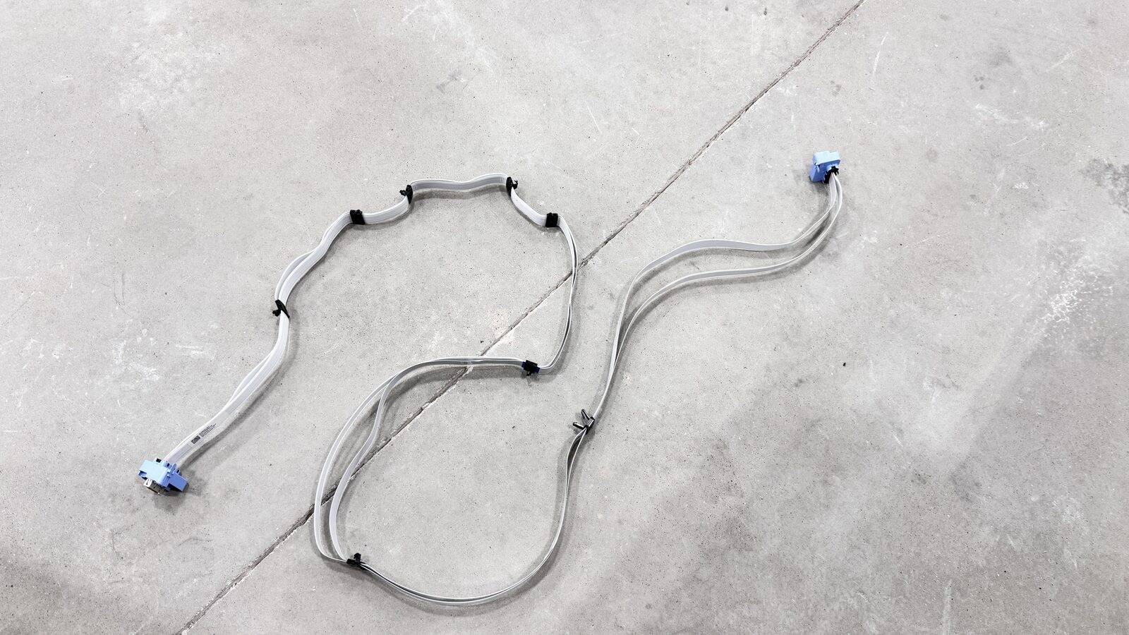 Tesla Cybertruck Flat Flex Cable Harness? IMG_1107