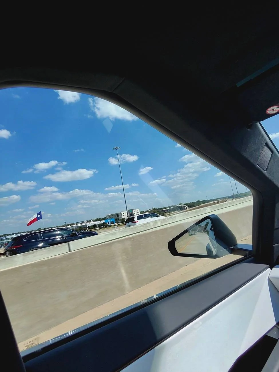 Tesla Cybertruck 1800 Mile Road Trip on FSD -- Highlights & Downsides photo-917_singular_display_fullPictur