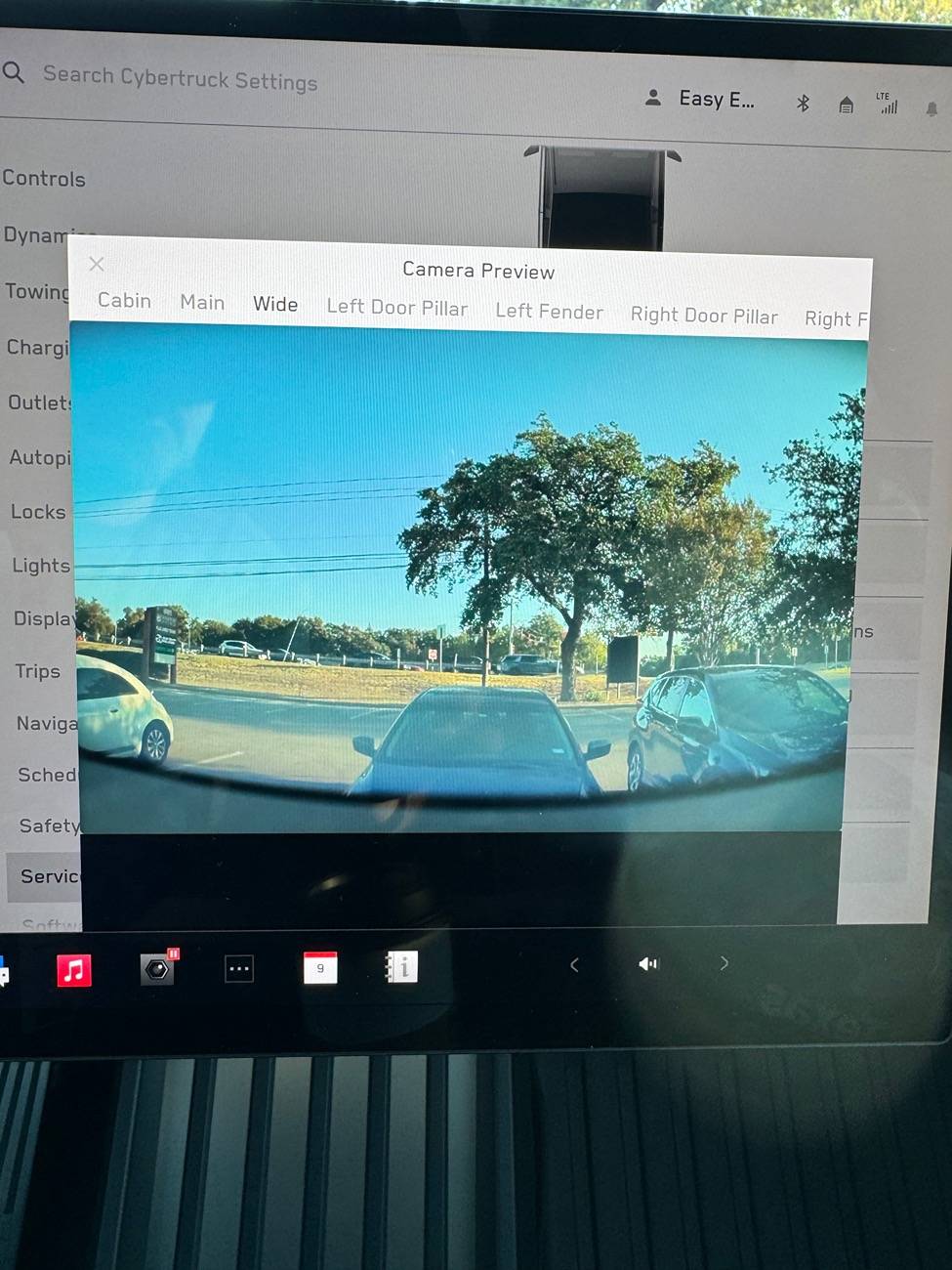 Tesla Cybertruck Obstructed Dashcam / Front FSD Cam - Normal? IMG_0432