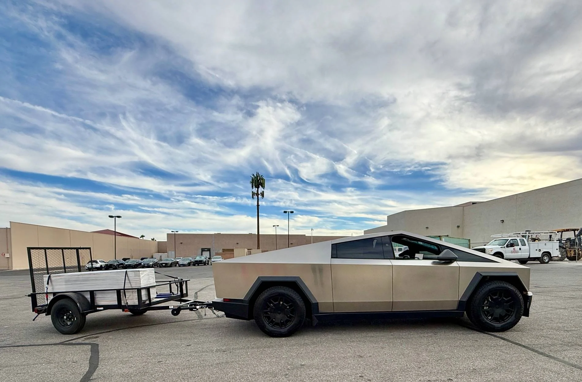 Tesla Cybertruck Daily random Cybertruck photos thread - Post Yours! 📸 🤳 IMG_0483