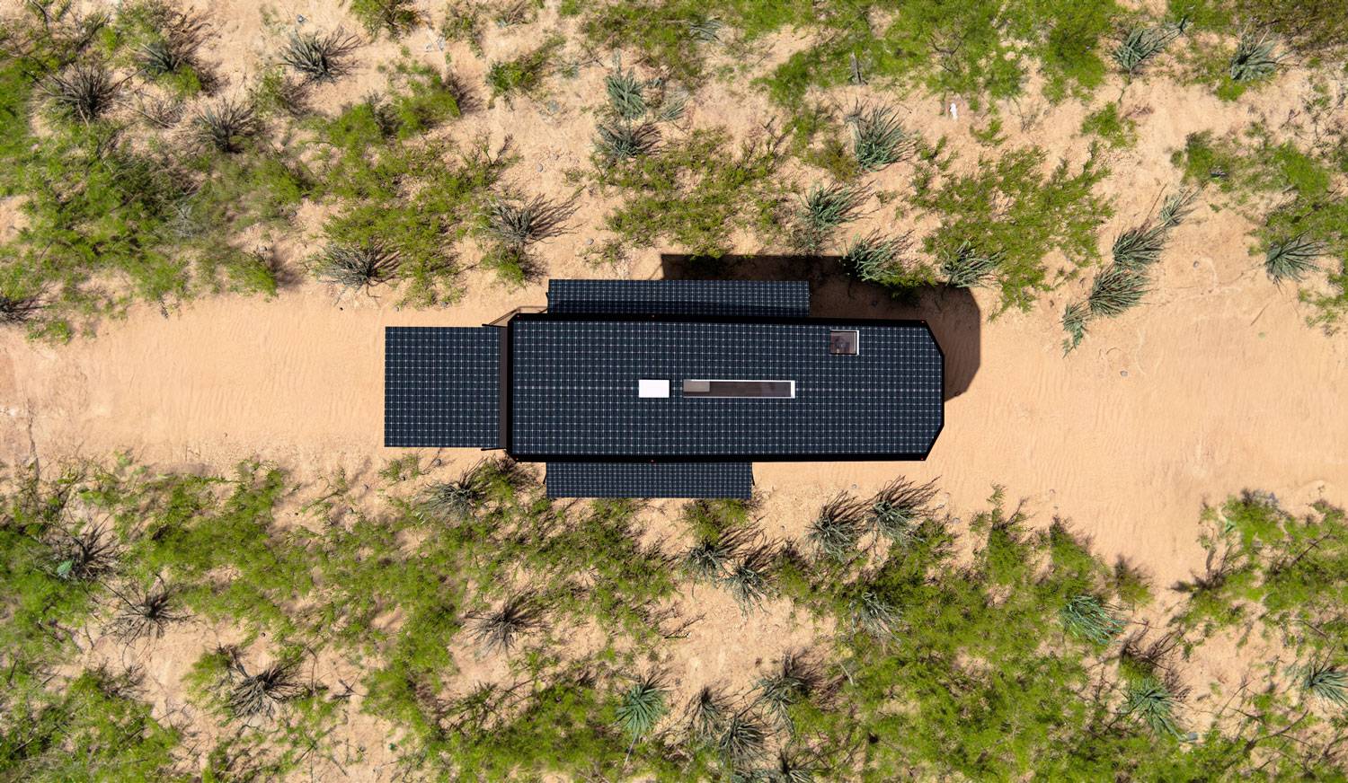 Tesla Cybertruck CyberTrailer by Living Vehicle -- specs and images released 66ede2ecec2d19acae436396_CyberTrailer-Exterior-Camp-Overhead