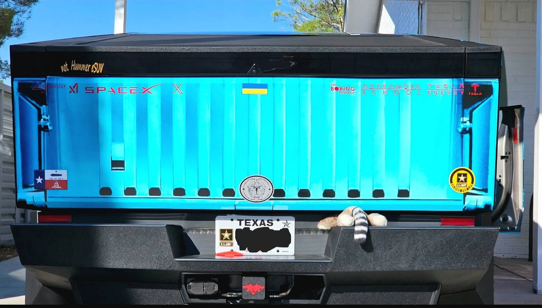 Tesla Cybertruck X-Ray Wrap + Gloss PPF on my Cybertruck Screenshot_20241013_104729_Gallery