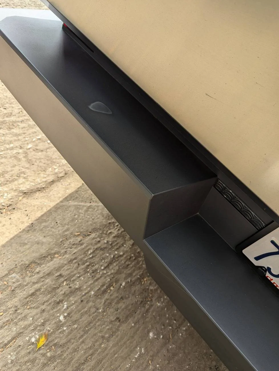 Tesla Cybertruck Bump / bubble developed on Rear Bumper PXL_20240921_200607078