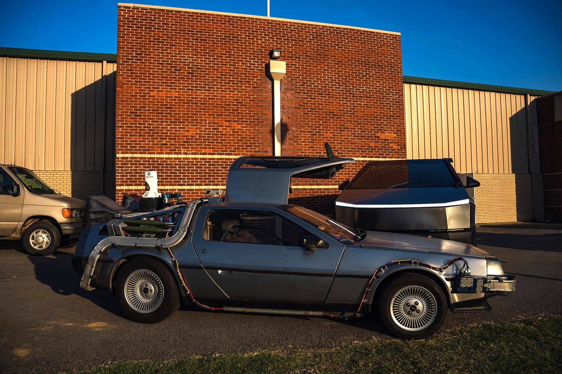 Tesla Cybertruck Past Meets Future: Cybertruck + Back to The Future DeLorean DSC02680