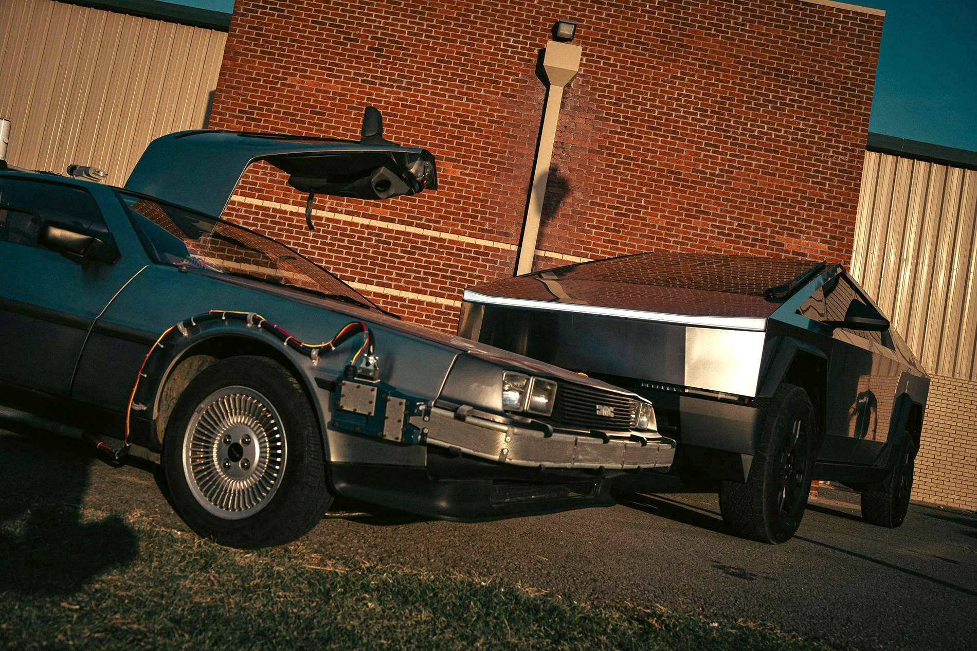 Tesla Cybertruck Past Meets Future: Cybertruck + Back to The Future DeLorean DSC02702 (1)