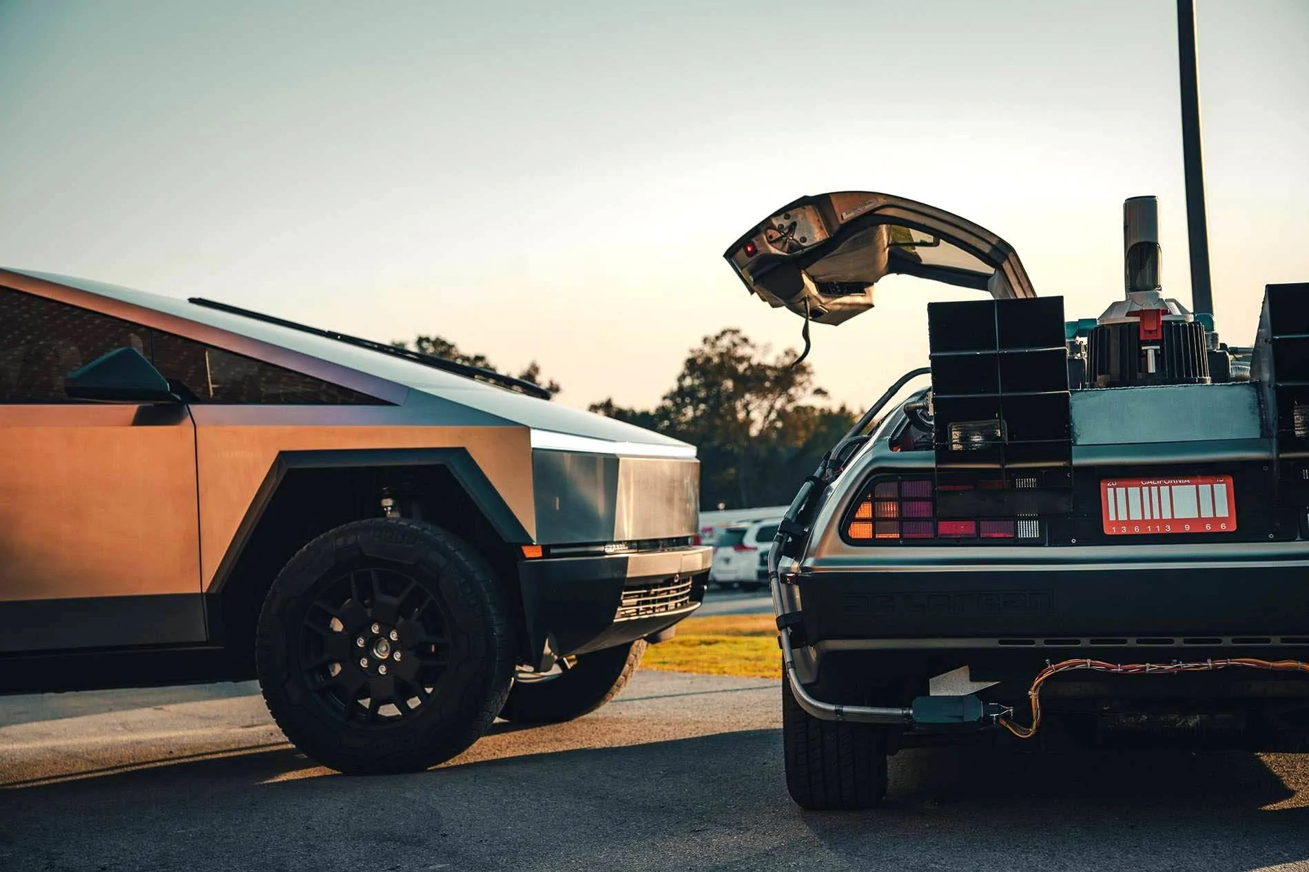 Tesla Cybertruck Past Meets Future: Cybertruck + Back to The Future DeLorean DSC02748