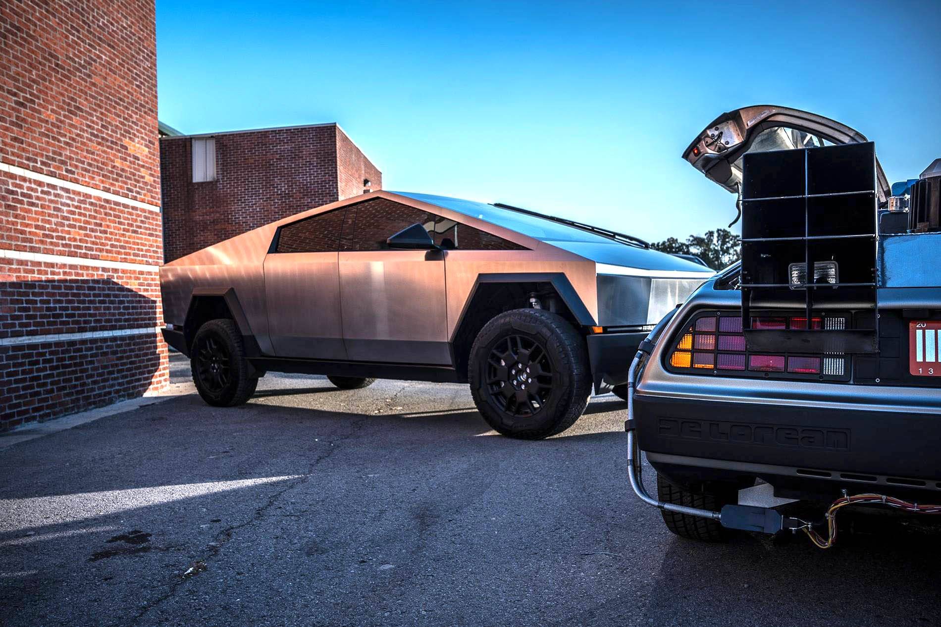 Tesla Cybertruck Past Meets Future: Cybertruck + Back to The Future DeLorean DSC02709