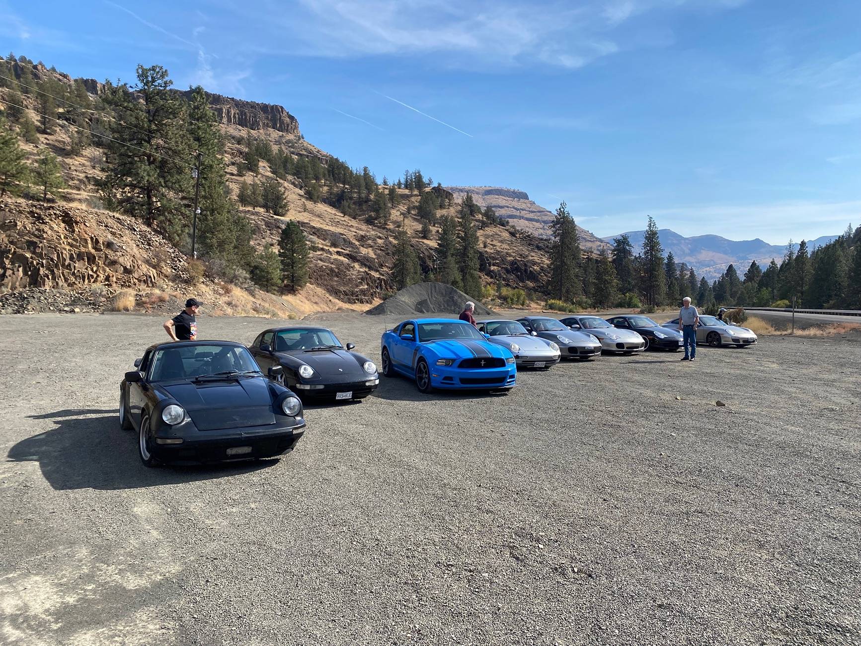 Tesla Cybertruck Magic in the Mountains : Motorcycle Trip with the Cybertruck IMG_3116