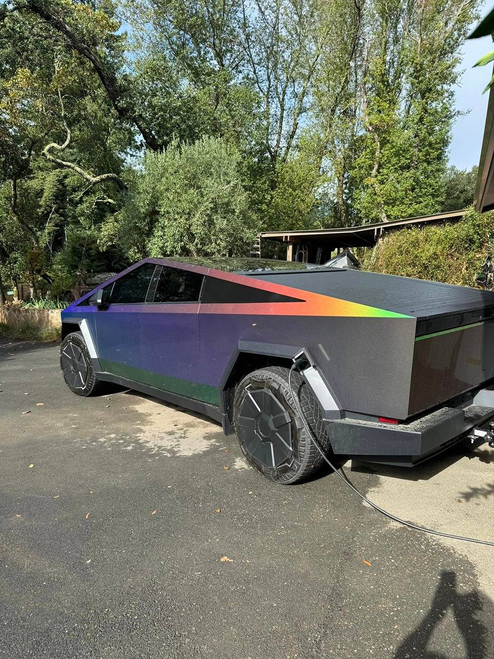 Tesla Cybertruck COLOR SHIFT / FADE / CHAMELEON Vinyl Wrap & PPF Cybertruck -- Photos & Videos 3M 2080 Gloss Flip Psychedelic Vinyl Wrap on Cybertruck with false window wrap & window tints 3